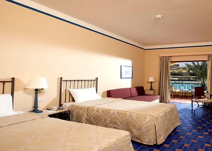 Sol Y Mar Sun Üdülőközpont 4*